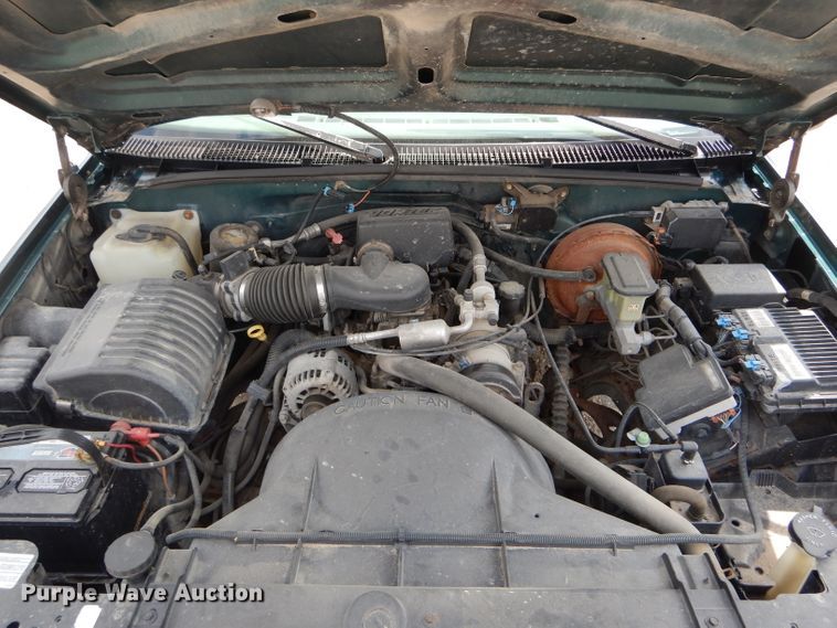 image for item DE8515 1997 Chevrolet C1500 pickup truck