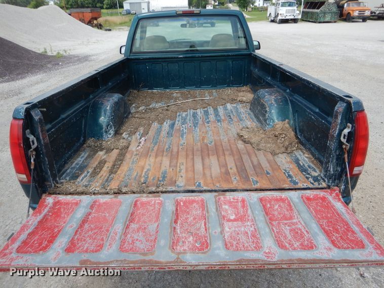 image for item DE8515 1997 Chevrolet C1500 pickup truck