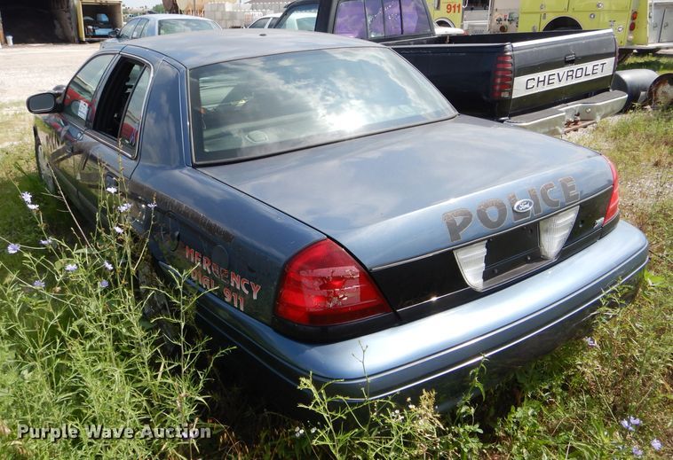 image for item DE8517 2009 Ford Crown Victoria Police Interceptor