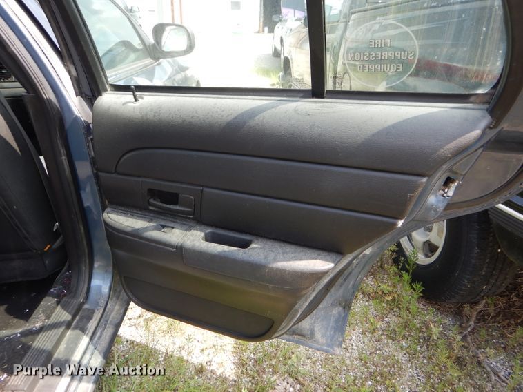 image for item DE8517 2009 Ford Crown Victoria Police Interceptor