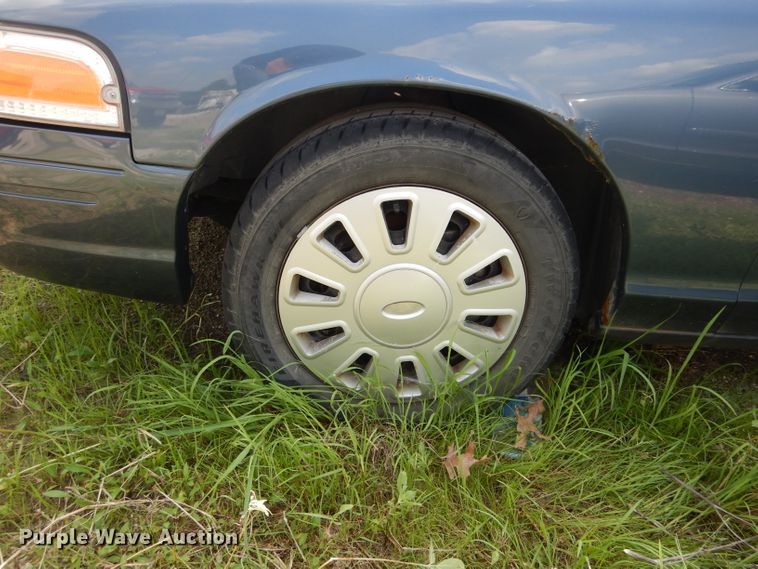 image for item DE8517 2009 Ford Crown Victoria Police Interceptor