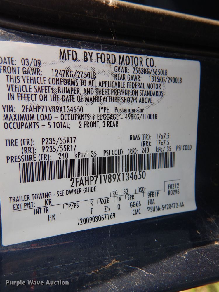 image for item DE8517 2009 Ford Crown Victoria Police Interceptor