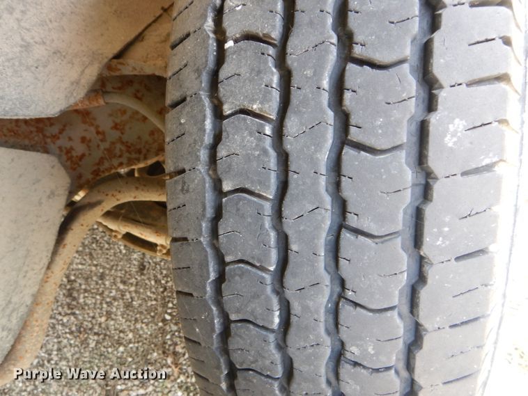 image for item DE8518 1989 Chevrolet C1500 pickup truck