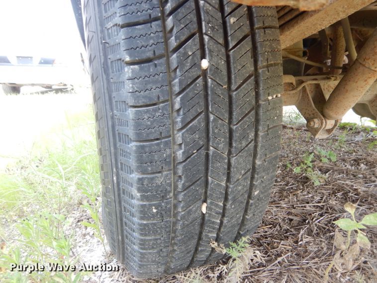 image for item DE8518 1989 Chevrolet C1500 pickup truck