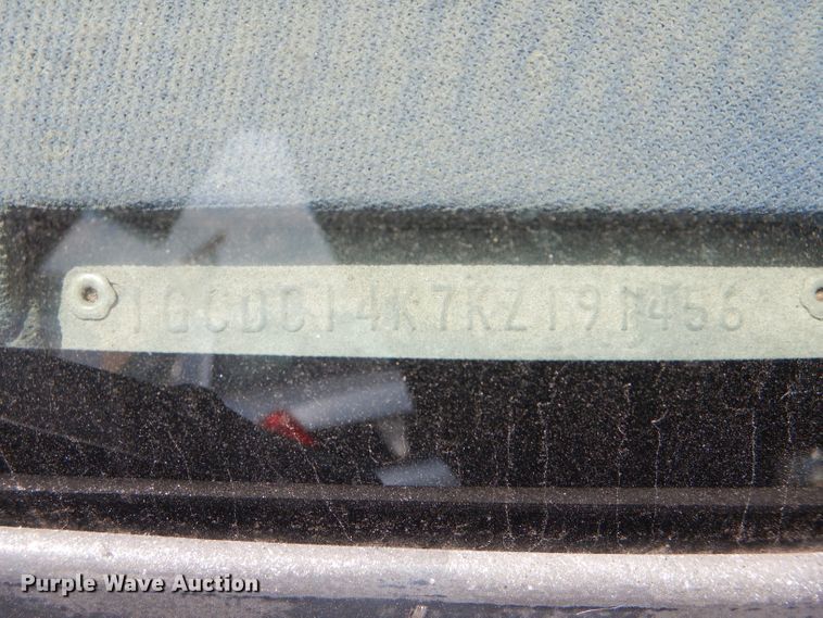 image for item DE8518 1989 Chevrolet C1500 pickup truck