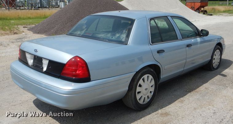 image for item DE8519 2006 Ford Crown Victoria Police Interceptor