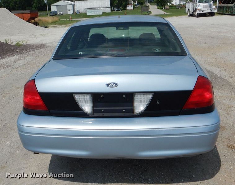 image for item DE8519 2006 Ford Crown Victoria Police Interceptor