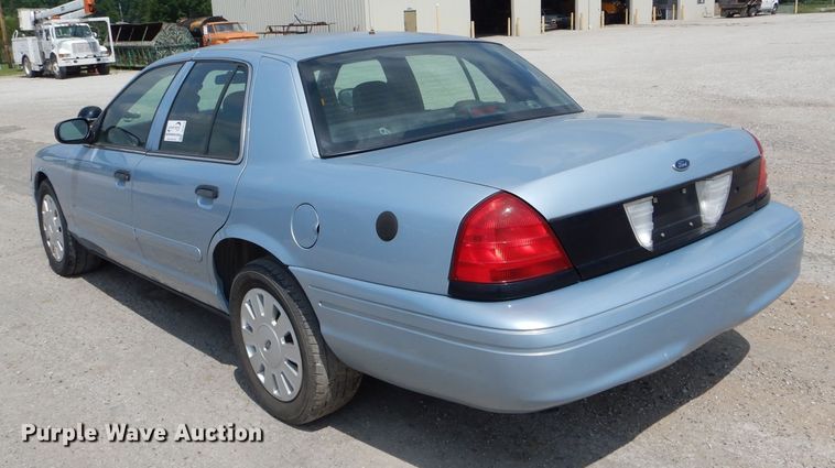 image for item DE8519 2006 Ford Crown Victoria Police Interceptor