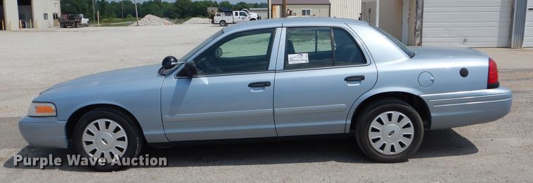 image for item DE8519 2006 Ford Crown Victoria Police Interceptor