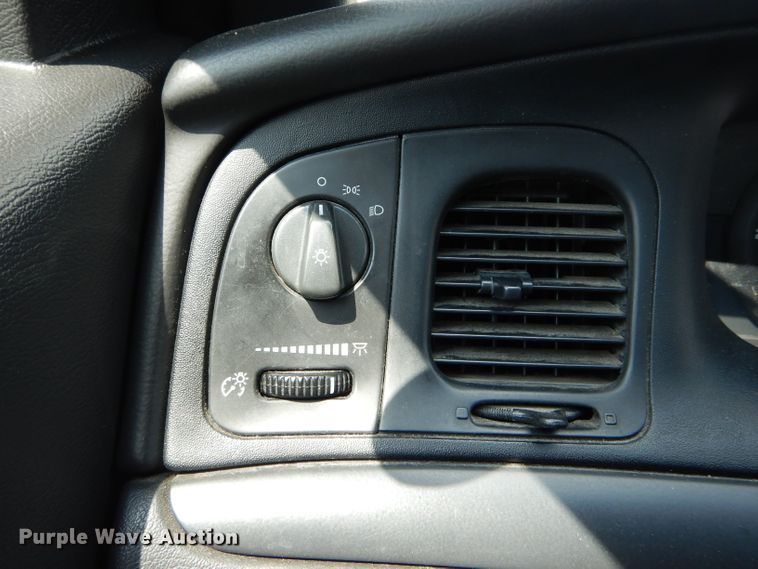 image for item DE8519 2006 Ford Crown Victoria Police Interceptor