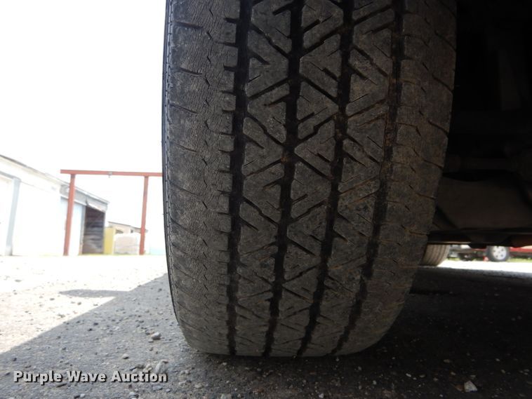 image for item DE8521 2004 Ford Crown Victoria Police Interceptor