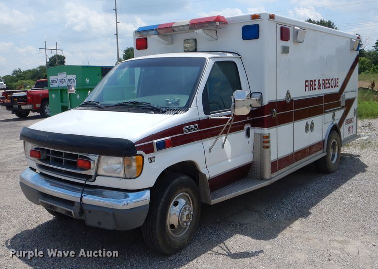 image for item DE8523 1999 Ford Econoline E450 Super Duty ambulance