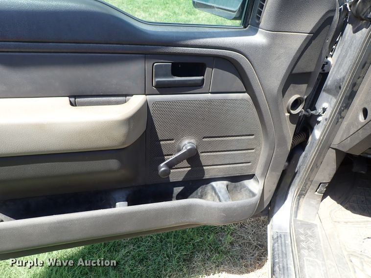 image for item DF1248 2010 Ford F150 pickup truck