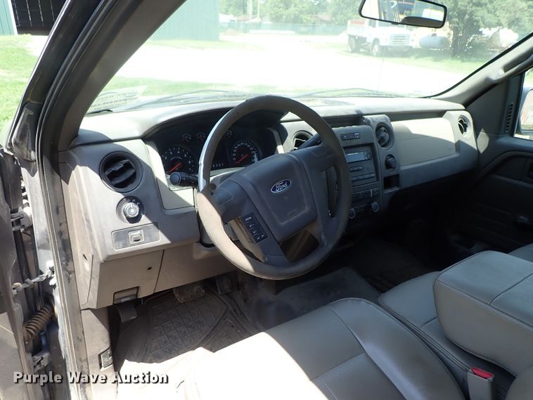 image for item DF1248 2010 Ford F150 pickup truck