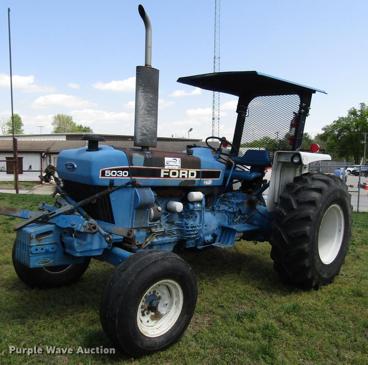 image for item DF8068 Ford 5030 tractor