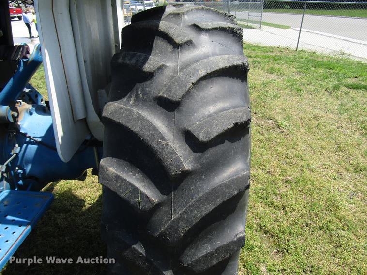 image for item DF8068 Ford 5030 tractor