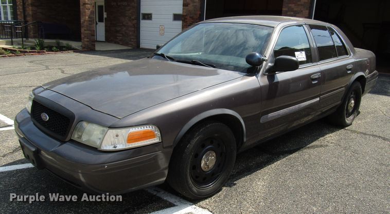 image for item DG1311 2007 Ford Crown Victoria Police Interceptor