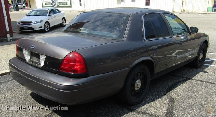 image for item DG1311 2007 Ford Crown Victoria Police Interceptor