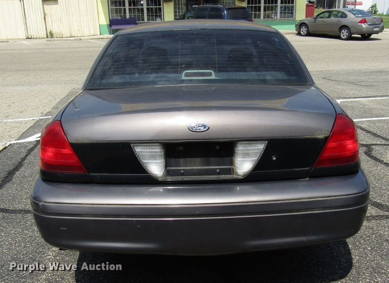 image for item DG1311 2007 Ford Crown Victoria Police Interceptor