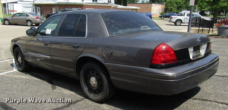 image for item DG1311 2007 Ford Crown Victoria Police Interceptor