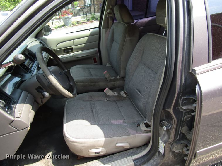 image for item DG1311 2007 Ford Crown Victoria Police Interceptor