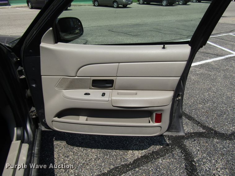 image for item DG1311 2007 Ford Crown Victoria Police Interceptor