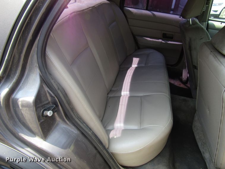 image for item DG1311 2007 Ford Crown Victoria Police Interceptor