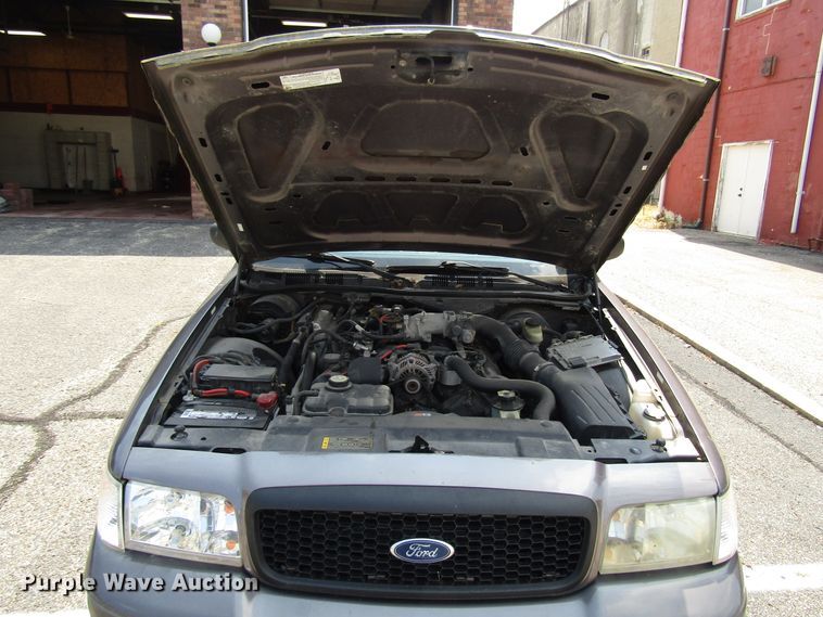 image for item DG1311 2007 Ford Crown Victoria Police Interceptor