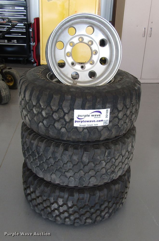 image for item DG1330 33x12.50x16.5 tires and wheels