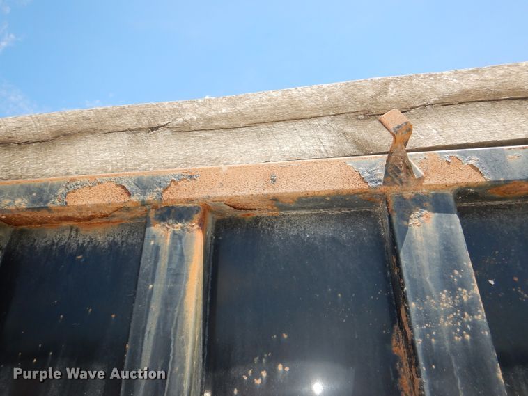 image for item DG4796 2006 Sterling L-Line dump truck