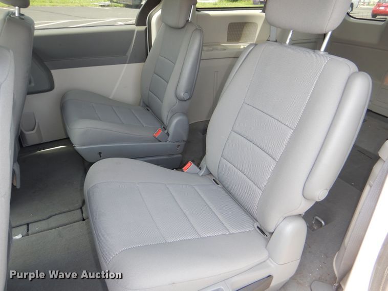 image for item DG4801 2008 Dodge Grand Caravan SE van