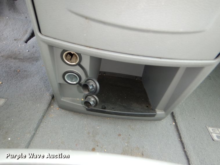 image for item DG4801 2008 Dodge Grand Caravan SE van