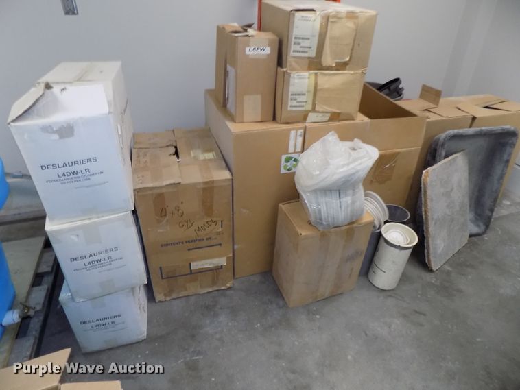 image for item DO9480 (4) poly curing tanks