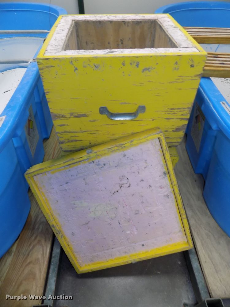 image for item DO9480 (4) poly curing tanks