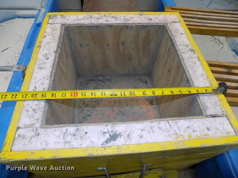 image for item DO9480 (4) poly curing tanks