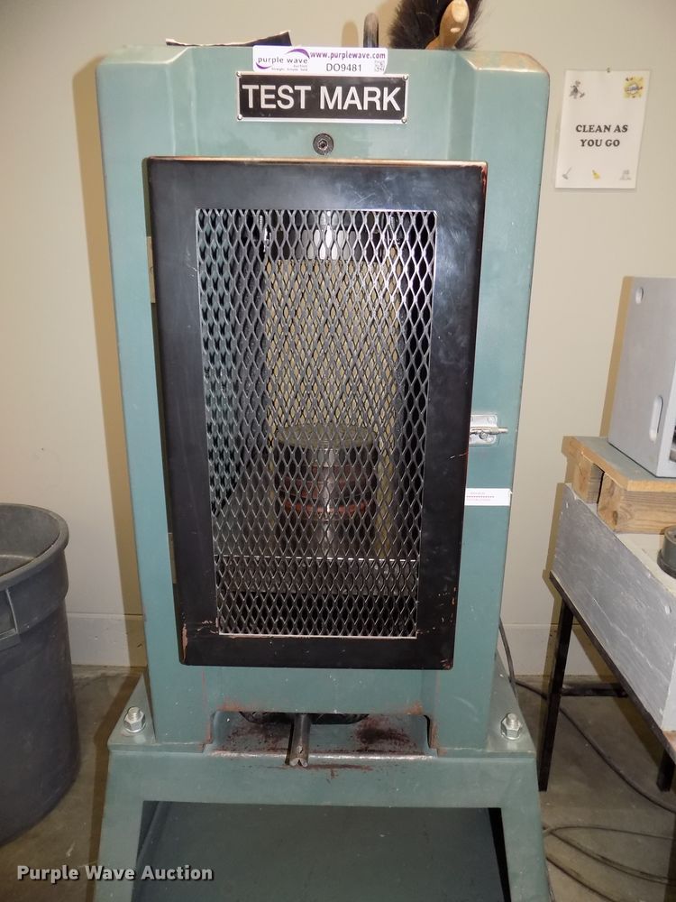 image for item DO9481 Test Mark CM-4000-D concrete compression testing machine