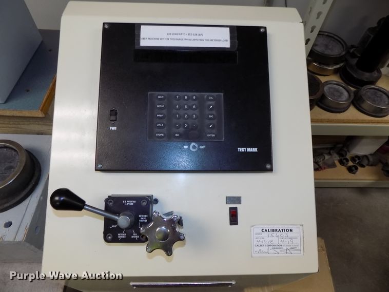 image for item DO9481 Test Mark CM-4000-D concrete compression testing machine