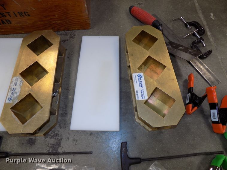 image for item DO9482 Cube mold casting set