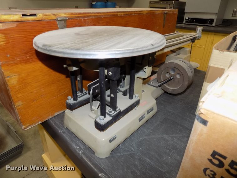 image for item DO9483 Soil testing apparatus