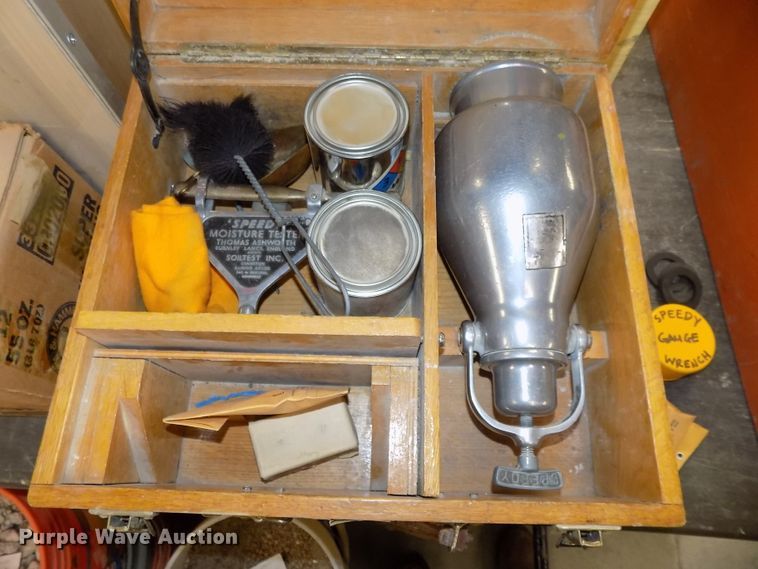 image for item DO9483 Soil testing apparatus