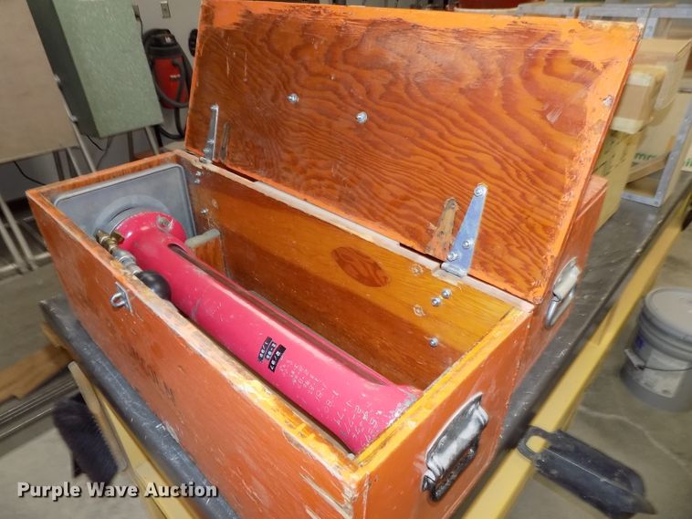 image for item DO9483 Soil testing apparatus