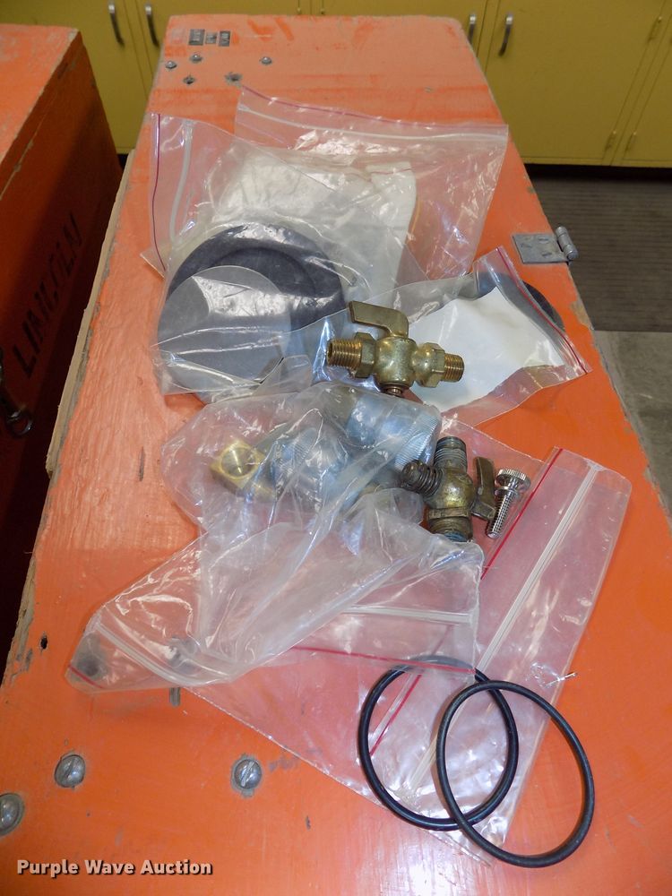 image for item DO9483 Soil testing apparatus