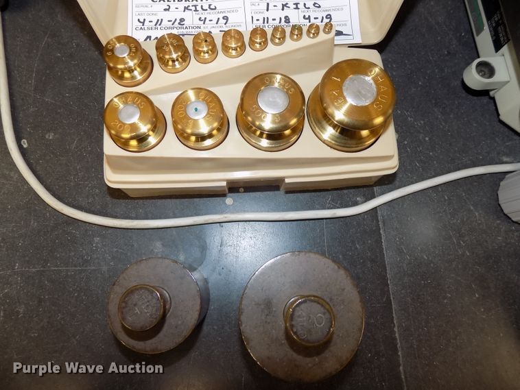 image for item DO9484 (3) digital scales