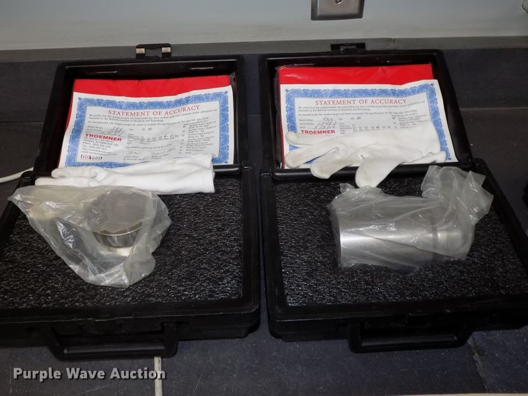 image for item DO9484 (3) digital scales