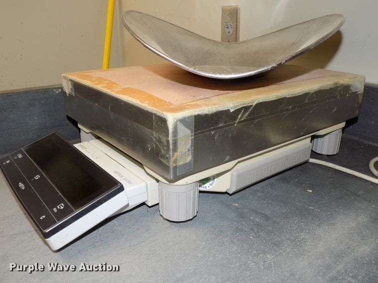 image for item DO9484 (3) digital scales