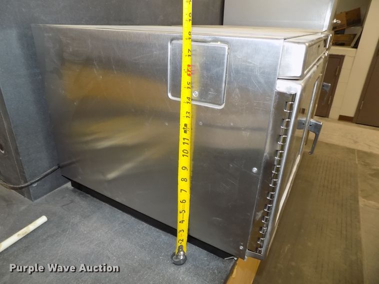 image for item DO9486 (2) Amana RC17S ovens