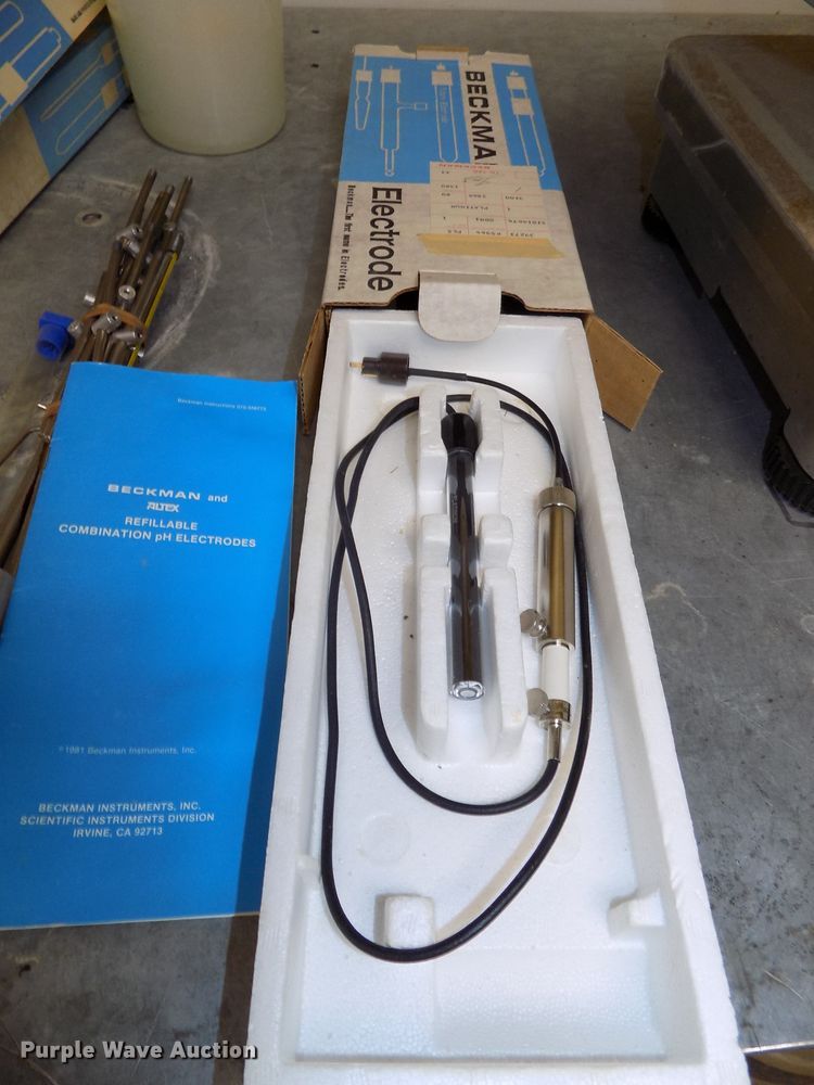 image for item DO9491 Soil resistivity and PH test kits