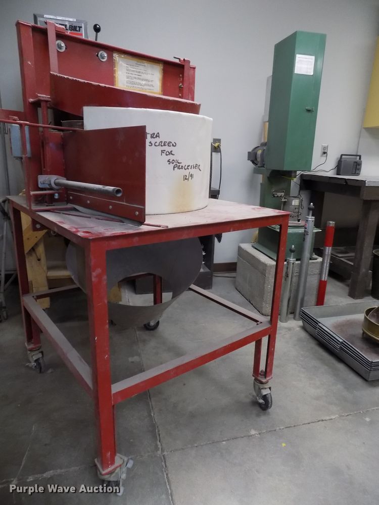 image for item DO9492 Soil proctor test equipment