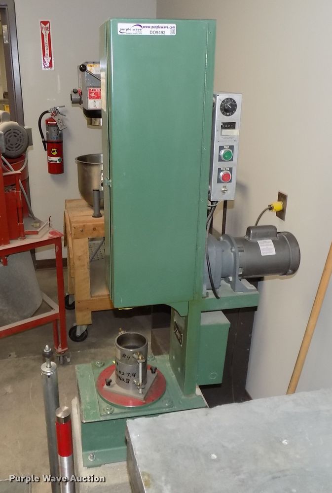 Soil proctor test equipment in Lincoln, NE Item DO9492 sold Purple Wave