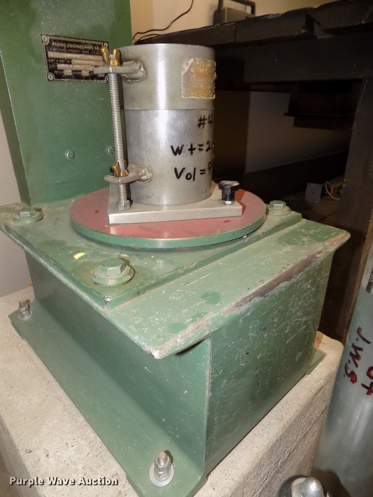 image for item DO9492 Soil proctor test equipment